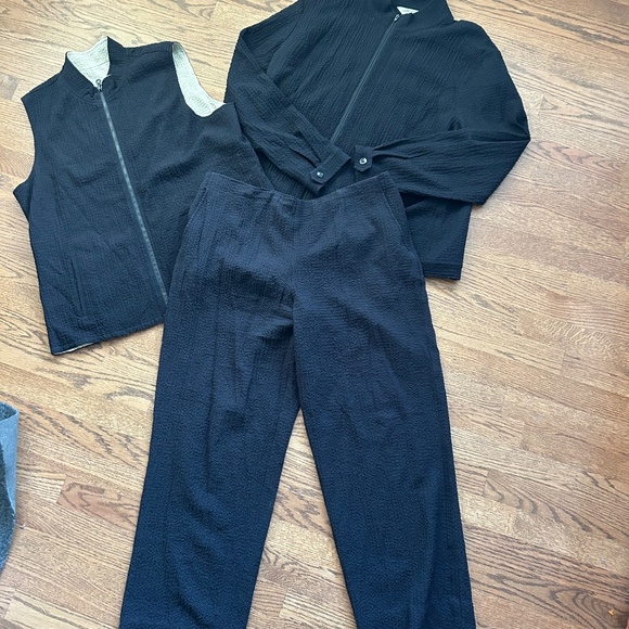 Orvis Womens 3pc Travel Set Large Pants, Reversable Vest and Jacket Black - Picture 1 of 13